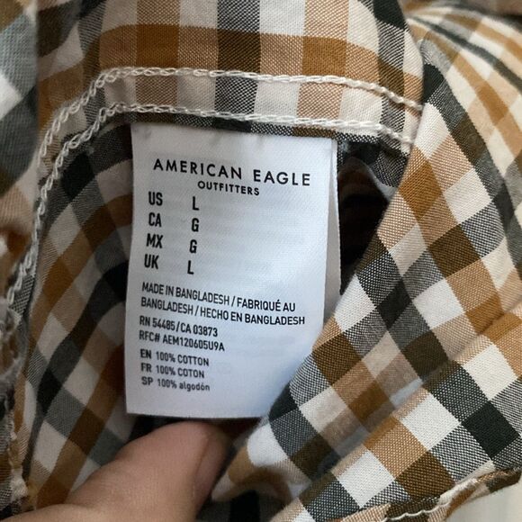 American Eagle Brown and Black Plaid Button Up Size Large - Picture 4 of 5